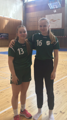 Spartan C-tytöt Vanessa Orthaber (vas.) ja Ilona Kosonen.